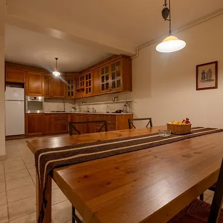 Sultanahmet House With Private Terrace & 3 Bathrooms *