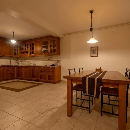 Sultanahmet House With Private Terrace & 3 Bathrooms Κωνσταντινούπολη